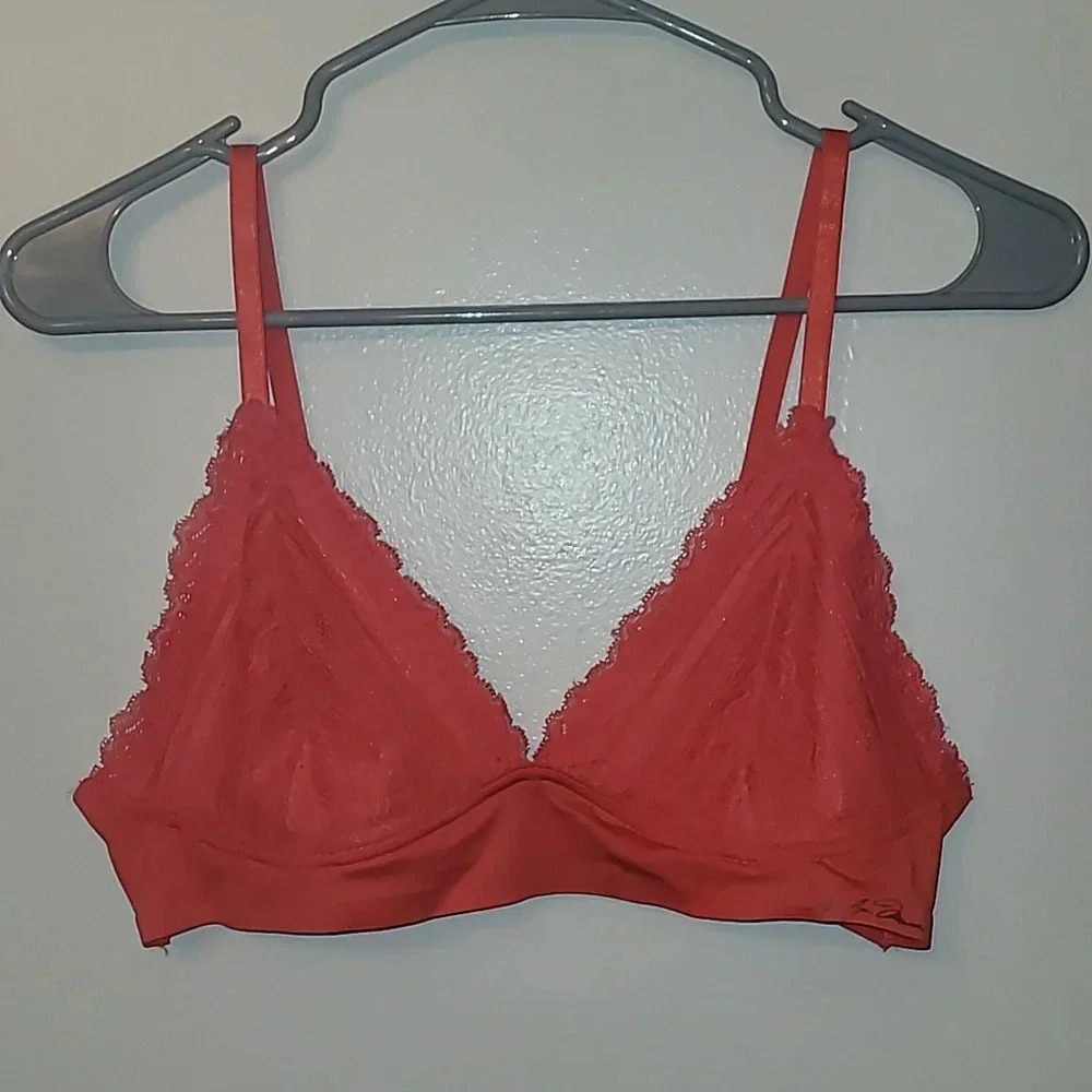 Marilyn Monroe women's bra size large nwot pink coral lace no pads comfy LOT-F